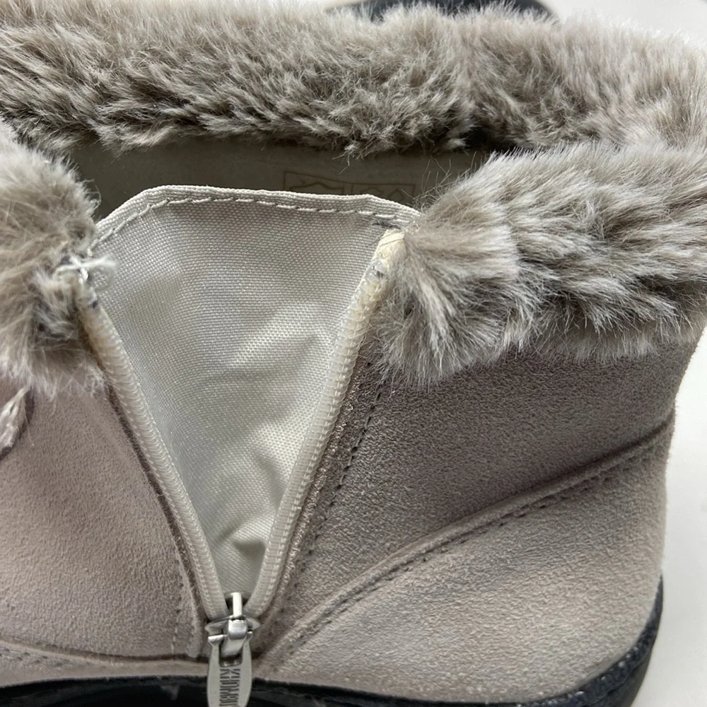 NTW Khombu “Iris” Ankle Winter Boots Cream Genuine Suede Faux Fur Lining